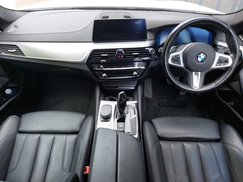 BMW 5 Series 520D M Sport White #3