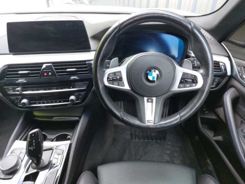BMW 5 Series 520D Mht M Sport Step  #8