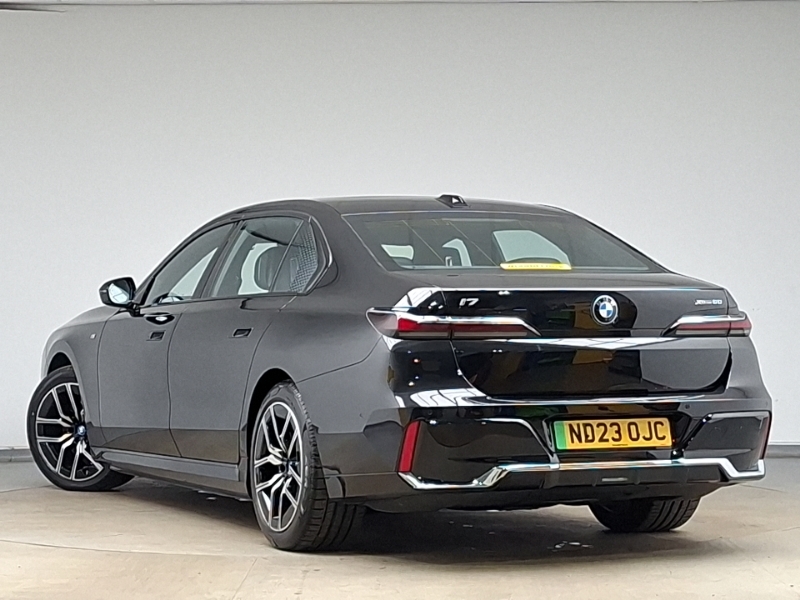 BMW i7 400Kw Xdrive60 M Sport 105.7Kwh Black #2