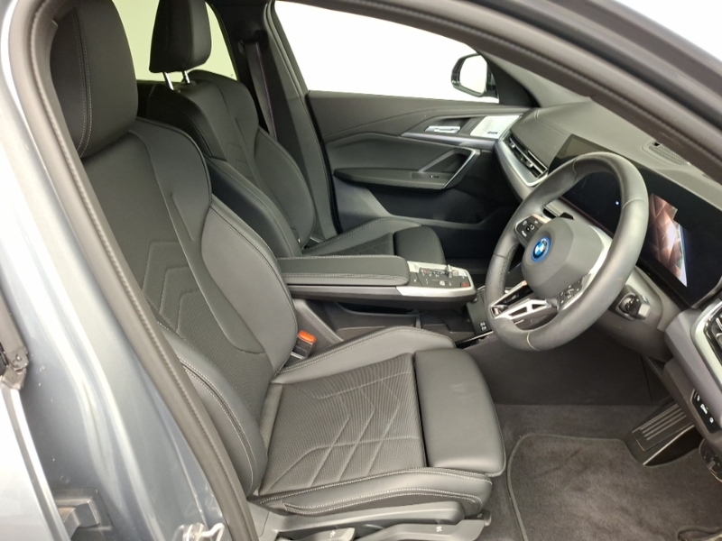 BMW iX2 150Kw Edrive20 M Sport 65Kwh Grey #6