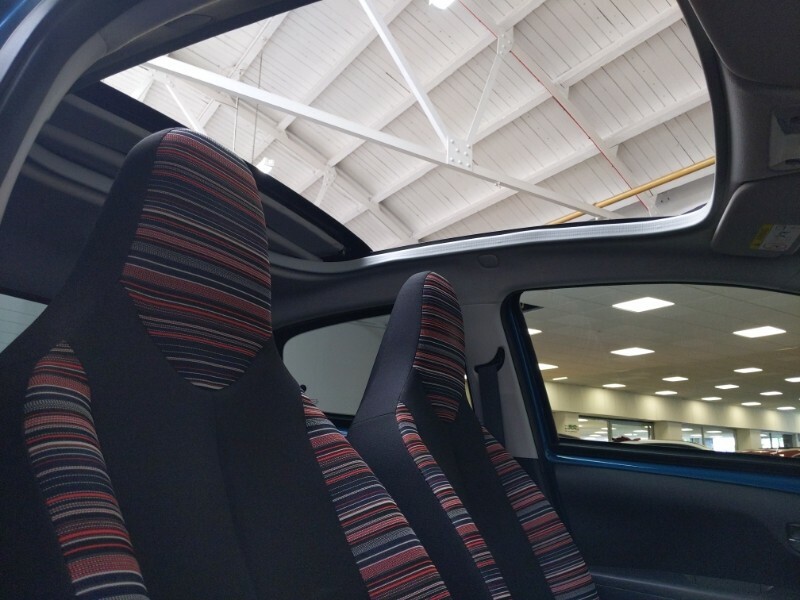 Citroen C1 1.0 Vti 72 Shine Blue #18