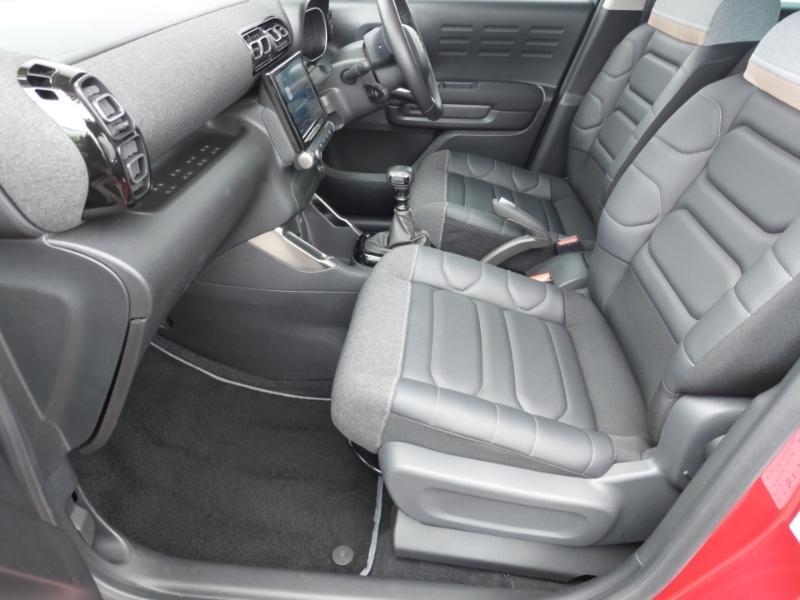 Citroen C3 Aircross 1.2 Puretech 110 Shine Plus Red #5