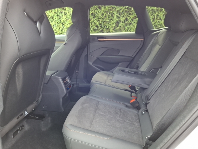 Cupra Terramar 1.5 Etsi 150 V2 Dsg White #6