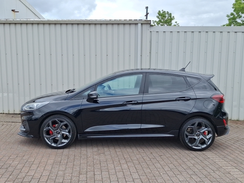 Ford Fiesta 1.5 Ecoboost St-3 Performance Pack Black #4