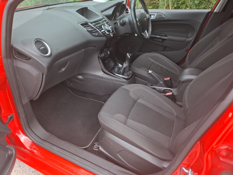 Ford Fiesta 1.0 Zetec 99 Silver #5
