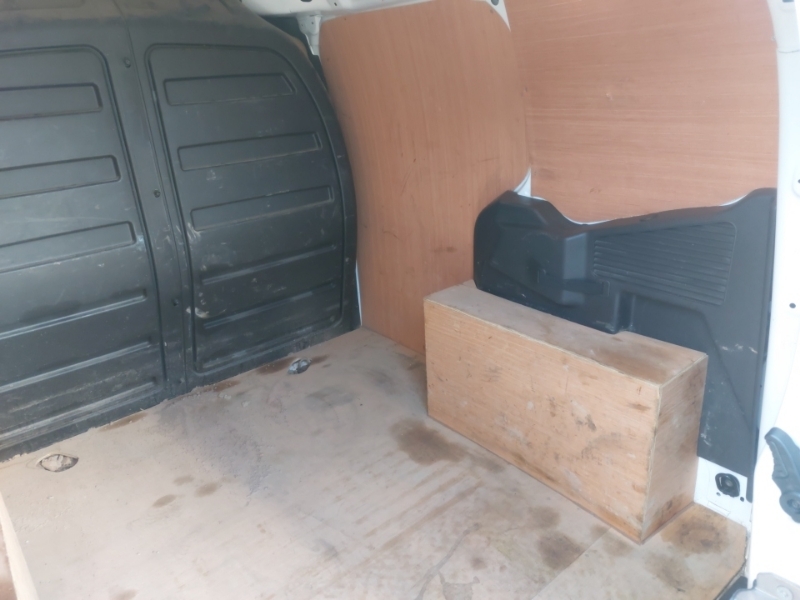 Ford Transit Courier 1.5 Tdci Leader Van 6 Speed White #6