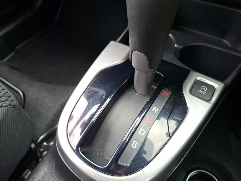 Honda Jazz Jazz Se I-vtec Red #17