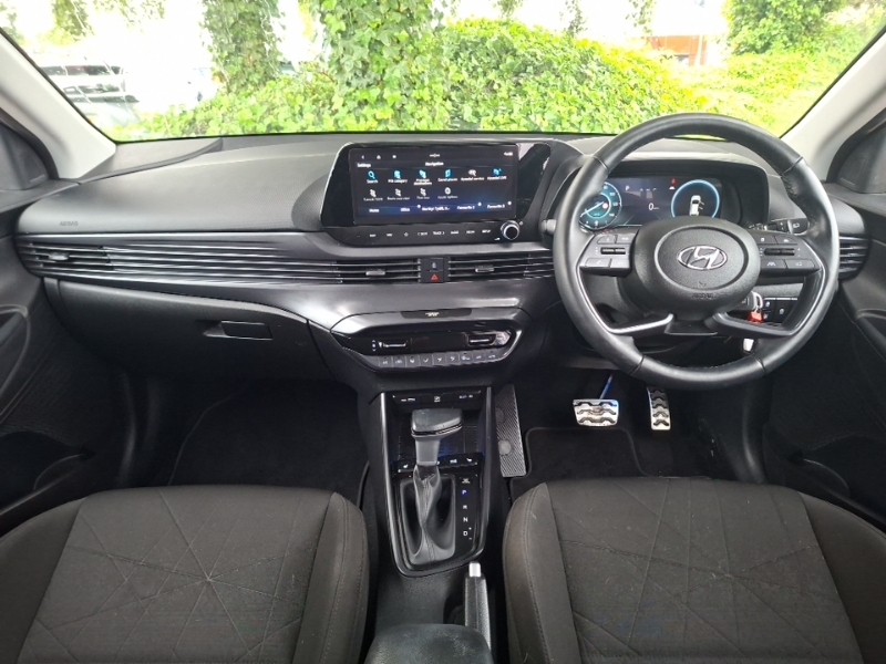 Hyundai Bayon 1.0 Tgdi 48V Mhev Premium Dct White #3