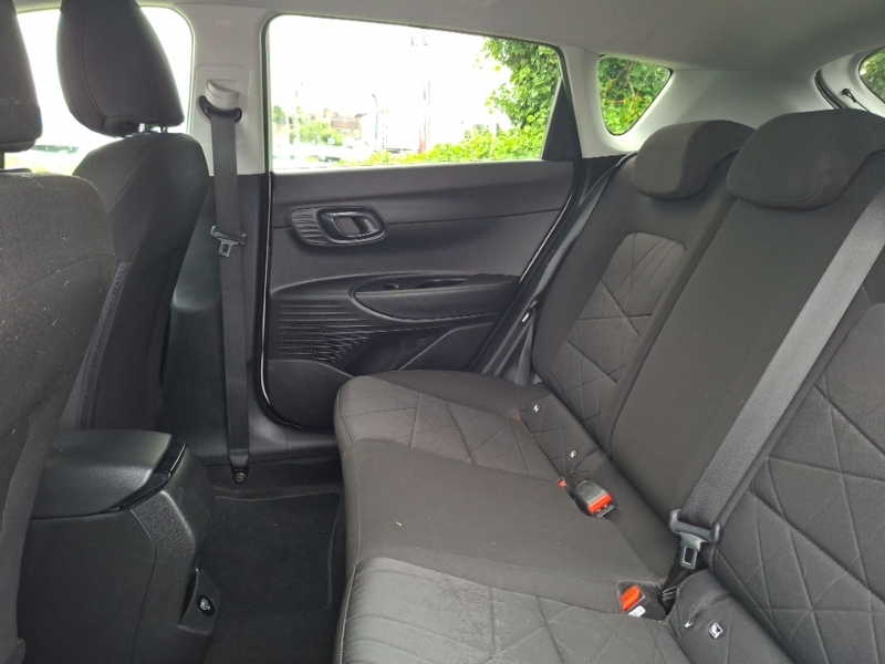 Hyundai Bayon 1.0 Tgdi 48V Mhev Premium Dct White #6