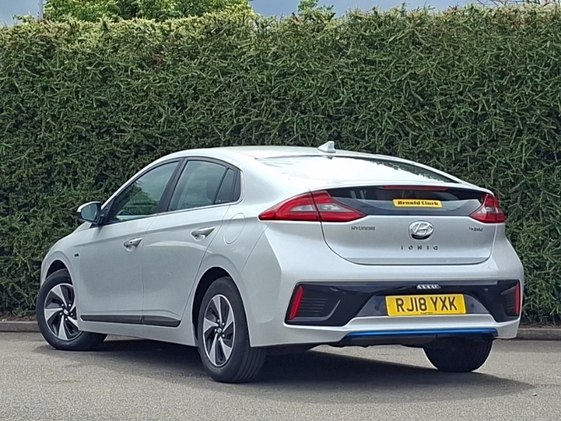 Hyundai Ioniq 1.6 Gdi Hybrid Premium Se Dct Silver #2