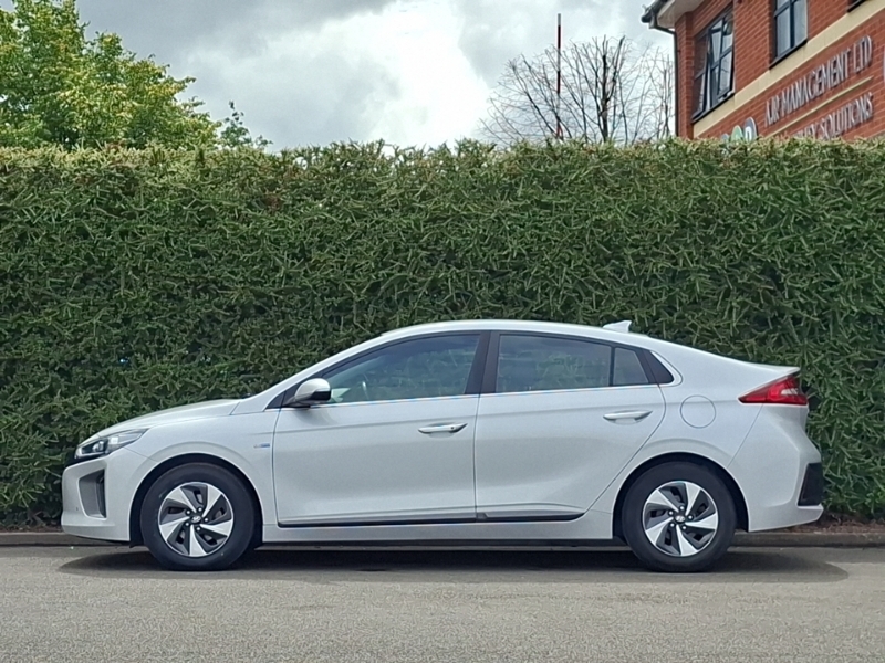 Hyundai Ioniq 1.6 Gdi Hybrid Premium Se Dct Silver #4
