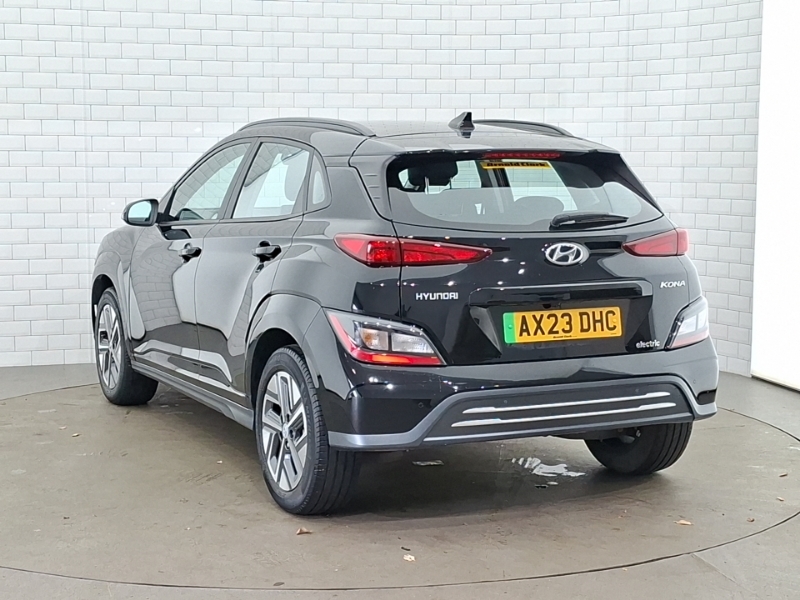Hyundai Kona 100Kw Se Connect 39Kwh Black #2