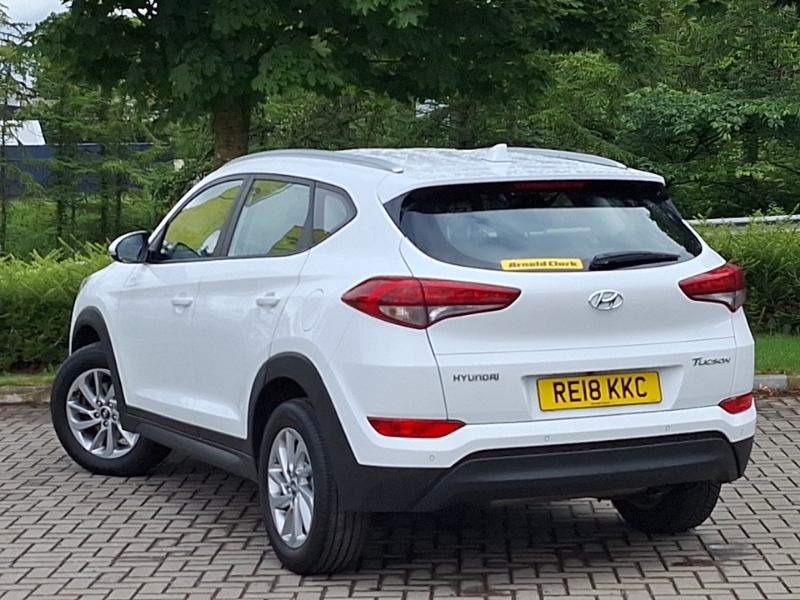 Hyundai Tucson 1.6 Gdi Blue Drive Se Nav 2Wd White #2
