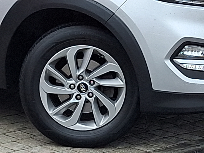 Hyundai Tucson Se Nav Blue #19