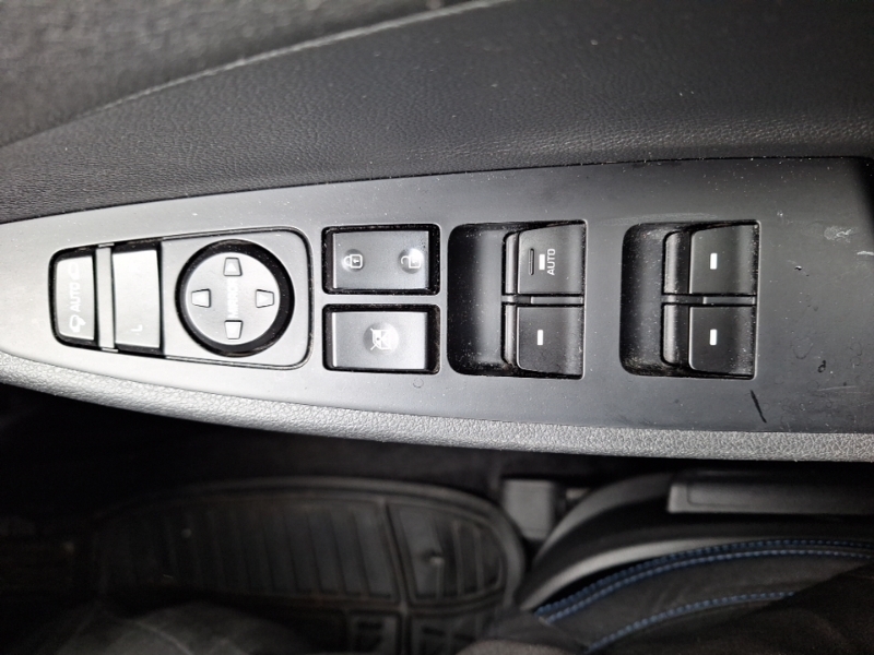 Hyundai Tucson Se Nav Blue #16