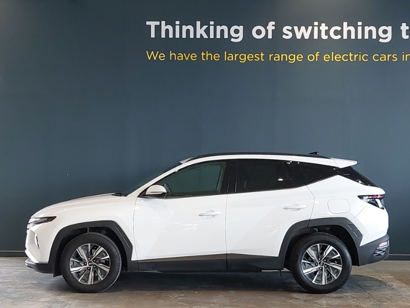 Hyundai Tucson 1.6 Tgdi Se Connect 2Wd White #4