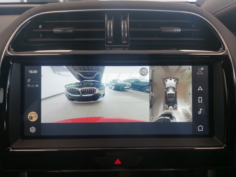 Jaguar XE Jaguar Xe 2.0 Xe R-dynamic Se D White #18