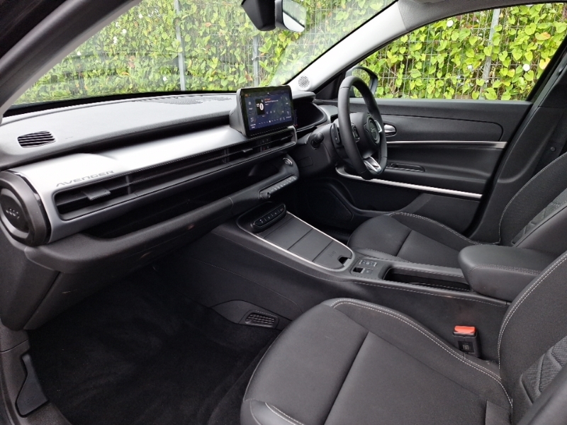 Jeep Avenger 1.2 E-hybrid Summit Dct Black #5