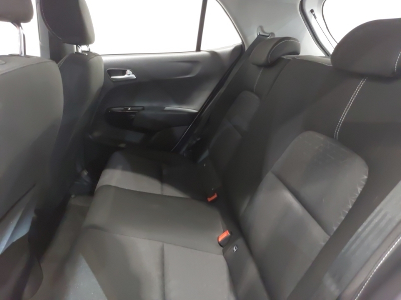 Kia Picanto 1.0 2 4 Seats White #6