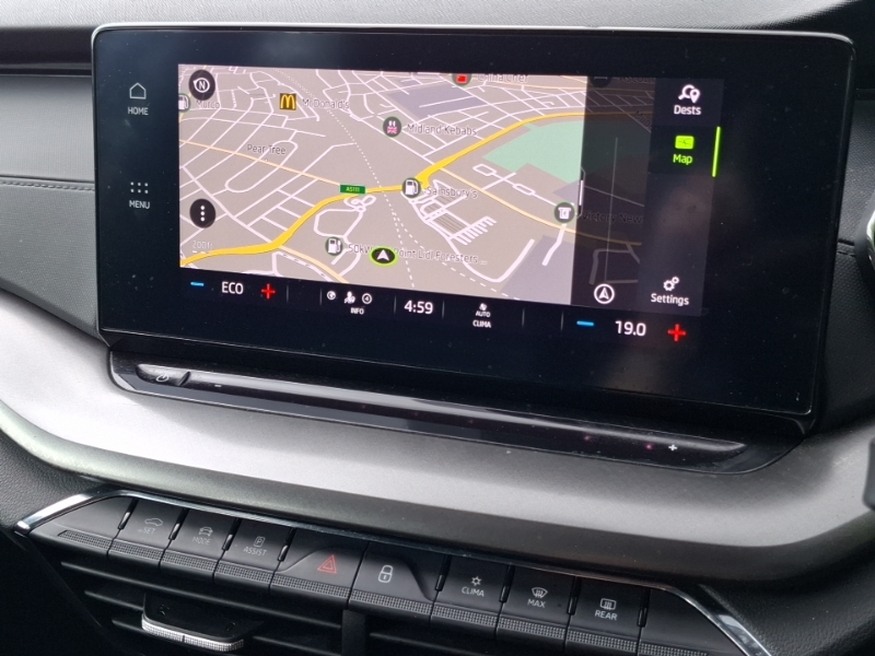 Skoda Octavia 1.5 Tsi Se Technology Silver #10