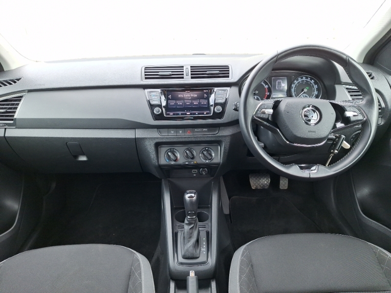 Skoda Fabia 1.0 Tsi Colour Edition Dsg White #3