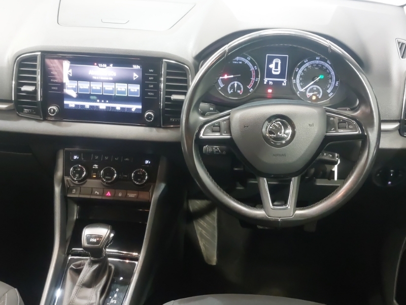 Skoda Karoq Suv 1.6 Black #8