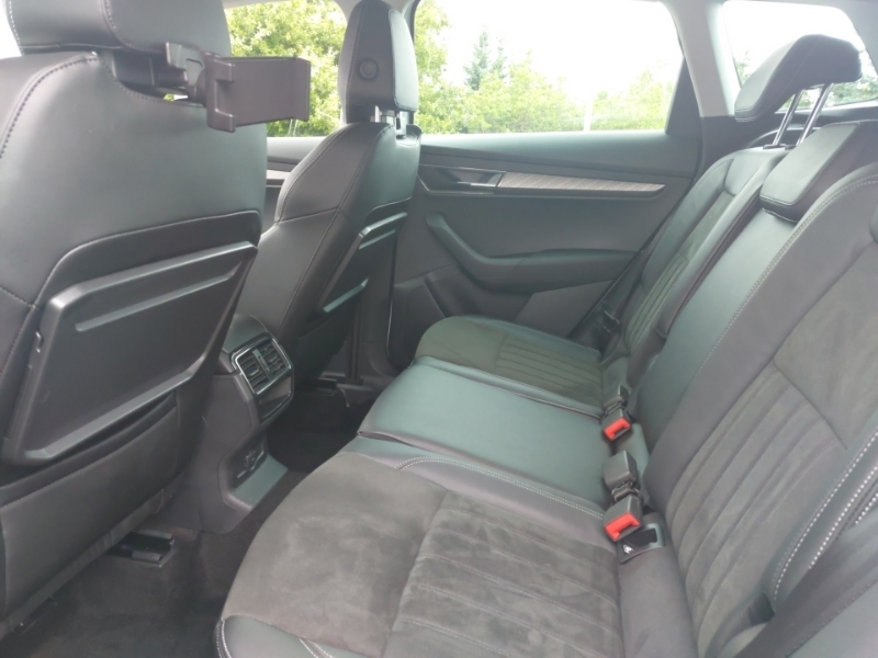 Skoda Karoq 1.5 Tsi Se L CV23YUF White #6