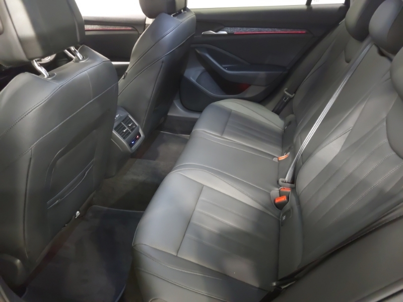 Skoda Superb 1.5 Tsi E-tec Se L Dsg Black #6