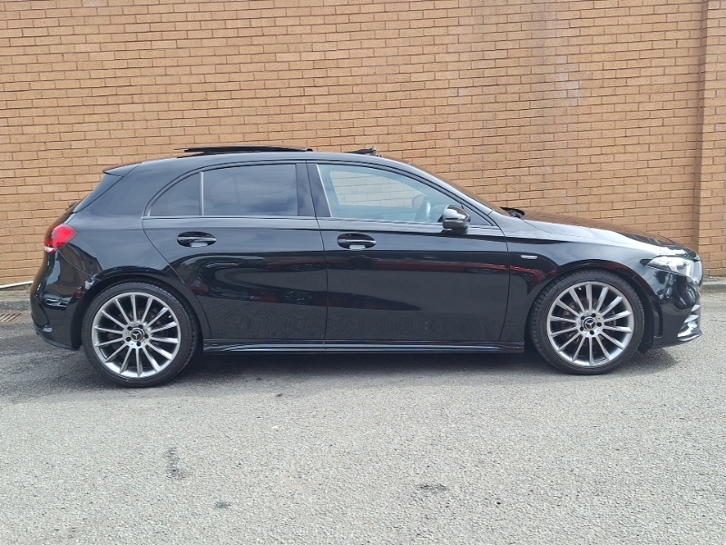 Mercedes-Benz A Class A200d Exclusive Edition Black #4