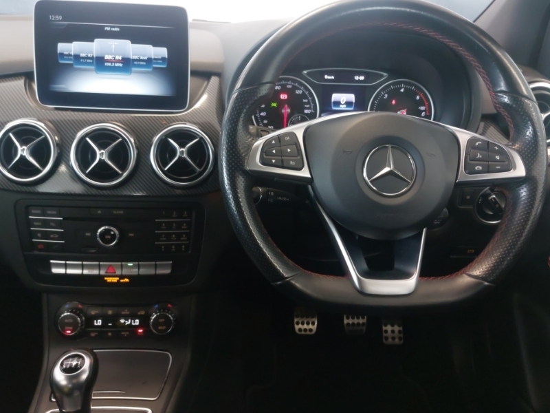 Mercedes-Benz B Class B180d Amg Line Red #5