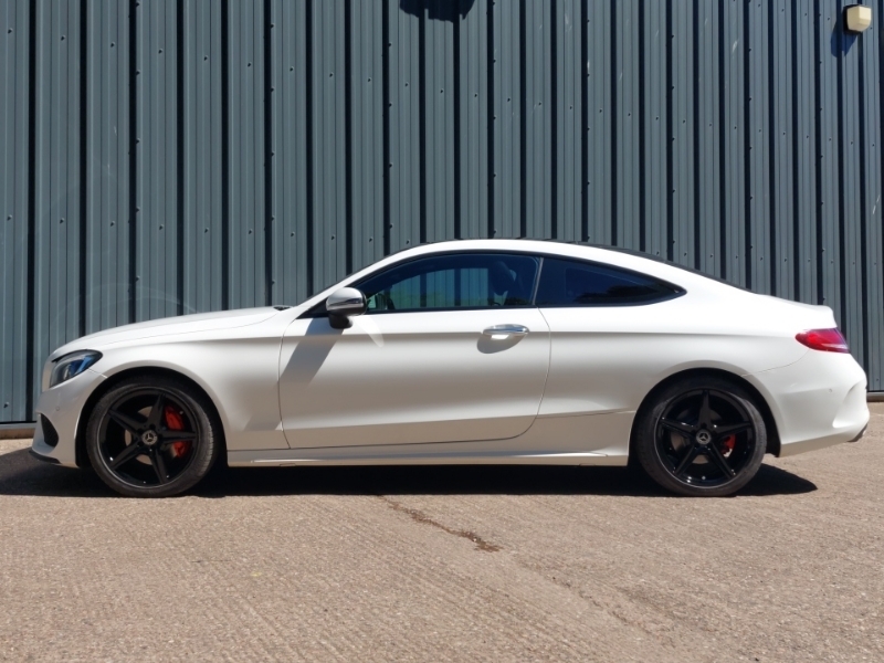 Mercedes-Benz C Class C220d Amg Line Premium Plus DG17JEU White #4