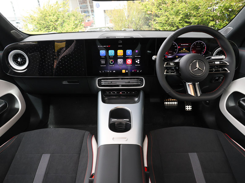 Mercedes-Benz CLA Class Cla 200 Amg Line Executive Black #3