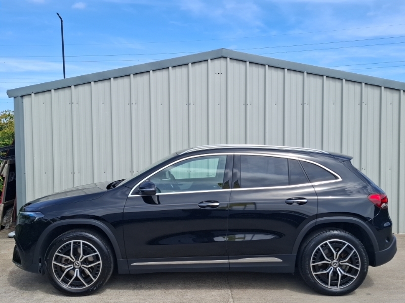 Mercedes-Benz EQA Eqa 250 140Kw Amg Line Premium 70.5Kwh Black #4