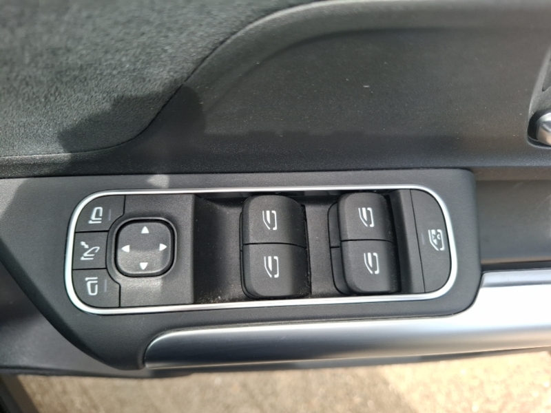 Mercedes-Benz EQA Eqa 250 70.5Kwh Amg Line Black #15