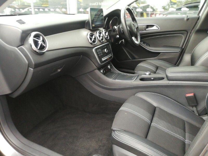 Mercedes-Benz GLA Class Gla 180 Urban Edition Grey #5