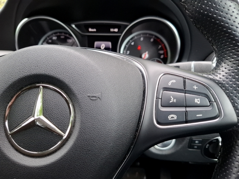 Mercedes-Benz GLA Class 180 Amg Line Edition Grey #13