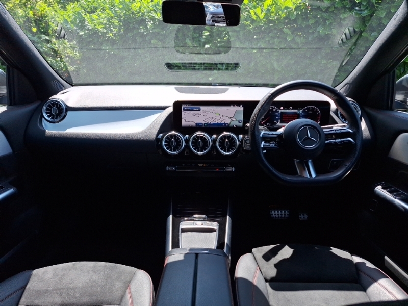Mercedes-Benz GLA Class Gla 200 Amg Line Executive BP25HRR Grey #3