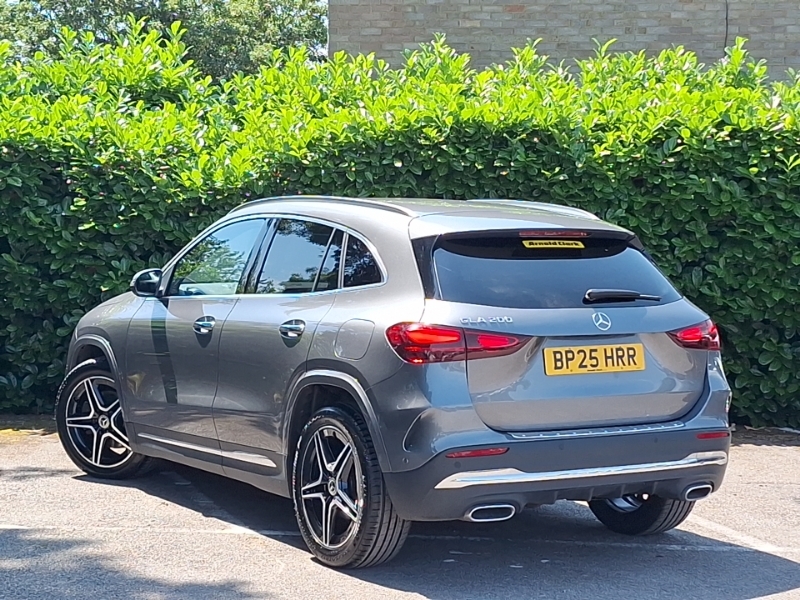 Mercedes-Benz GLA Class Gla 200 Amg Line Executive BP25HRR Grey #2