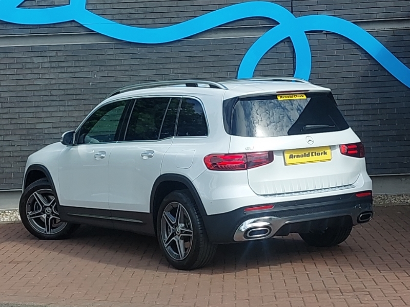 Mercedes-Benz GLB Class Glb 200 Amg Line Executive 7G-tronic White #2