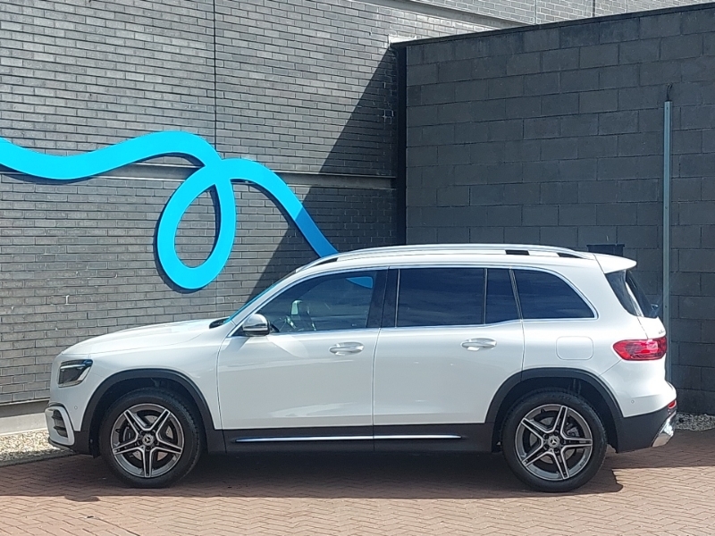 Mercedes-Benz GLB Class Glb 200 Amg Line Executive 7G-tronic White #4