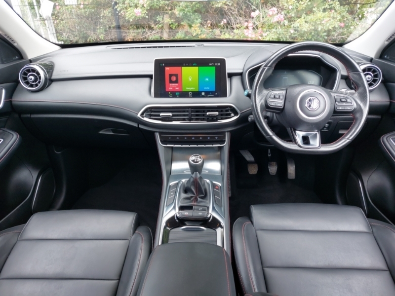 MG HS 1.5 T-gdi Excite Black #3