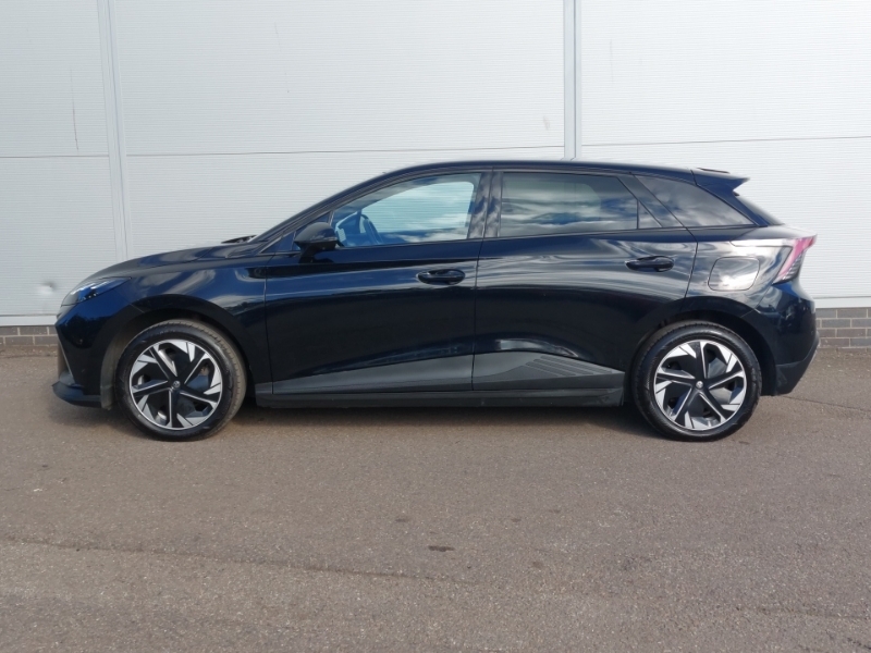 MG MG4 150Kw Trophy Ev Long Range 64Kwh Black #4