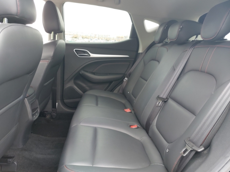 MG ZS 1.5 Vti-tech Exclusive Black #6