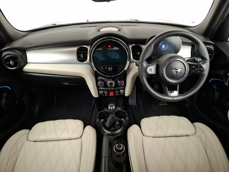 Mini Hatch 1.5 Cooper Exclusive Black #4