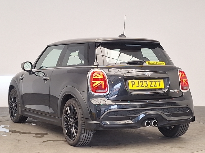 Mini Hatch 2.0 Cooper S Exclusive Premium Black #2