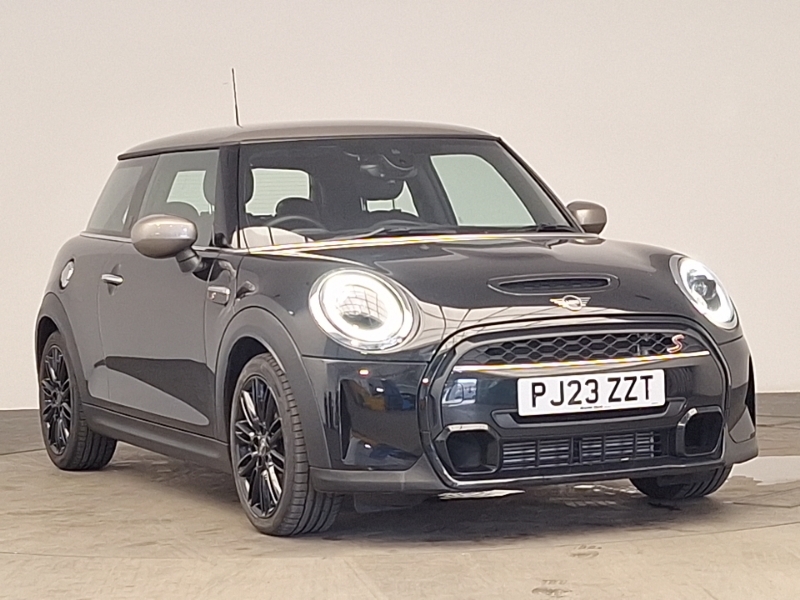 Mini Hatch 2.0 Cooper S Exclusive Premium Black
