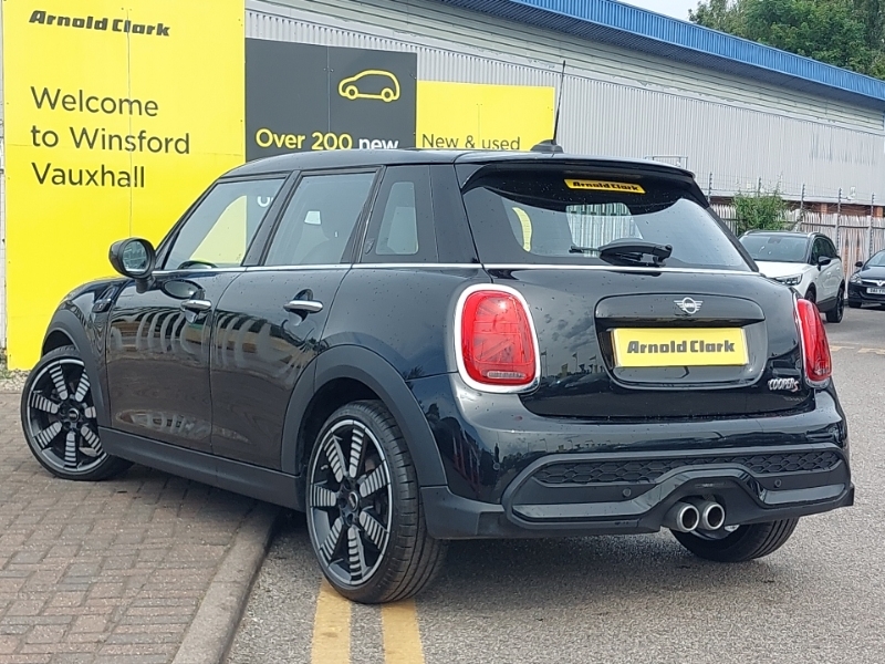 Mini Hatch 2.0 Cooper S Exclusive Premium Plus LV23FEU Black #2