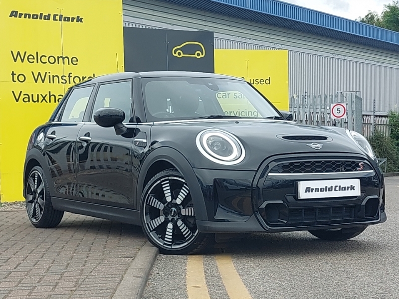 Mini Hatch 2.0 Cooper S Exclusive Premium Plus Black