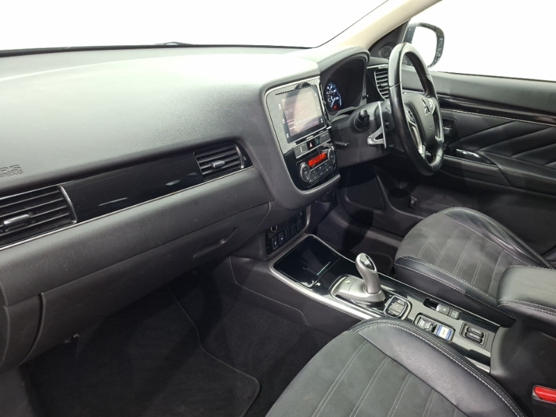 Mitsubishi Outlander 2.4 Phev Juro Black #5