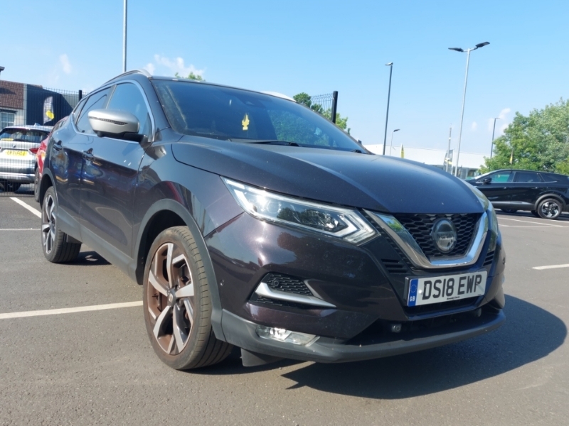 Nissan Qashqai 1.6 Dig-t Tekna DS18EWP Black